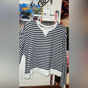 Stripped sweatshirt